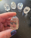 Quartz crystal points  freestanding