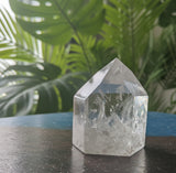 Large Quartz Point